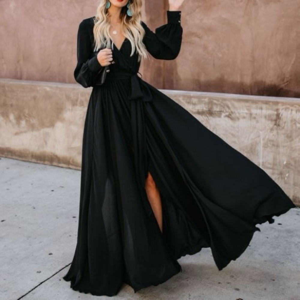 NWT Vici Long Sleeve Diana Maxi Dress in Black - Size Small